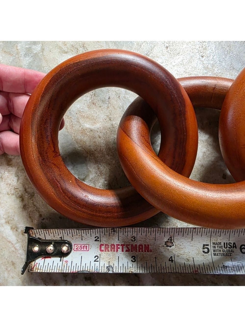 Wooden Interlocking Chain Decor 5 Link - Picture 5 of 6